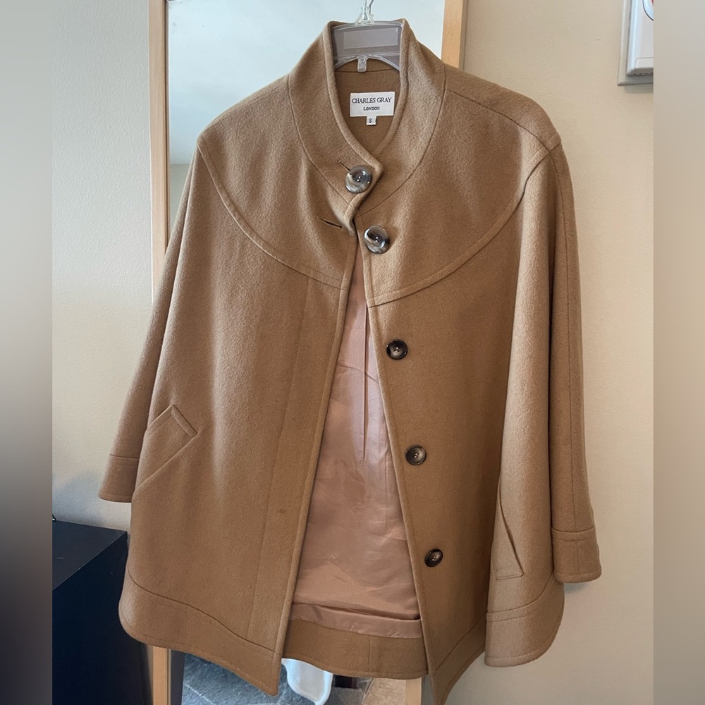 Charles Gray London Cape